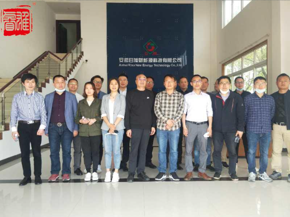 Group photo of exchange visit factory 3